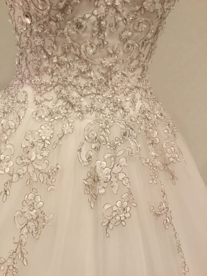 に*ぶ様 YNS WEDDING エレガント華やか　プリンセスラインドレス