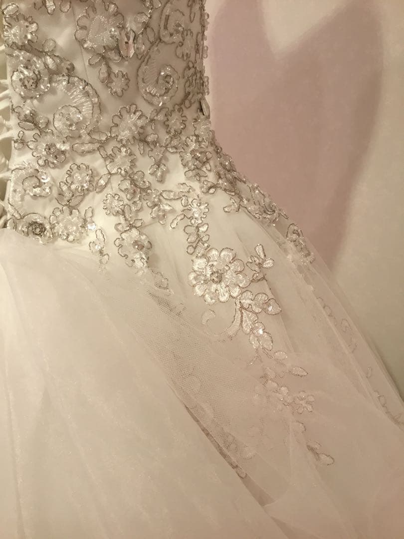 に*ぶ様 YNS WEDDING エレガント華やか　プリンセスラインドレス