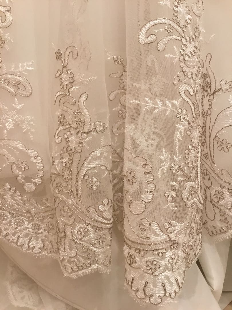 に*ぶ様 YNS WEDDING エレガント華やか　プリンセスラインドレス