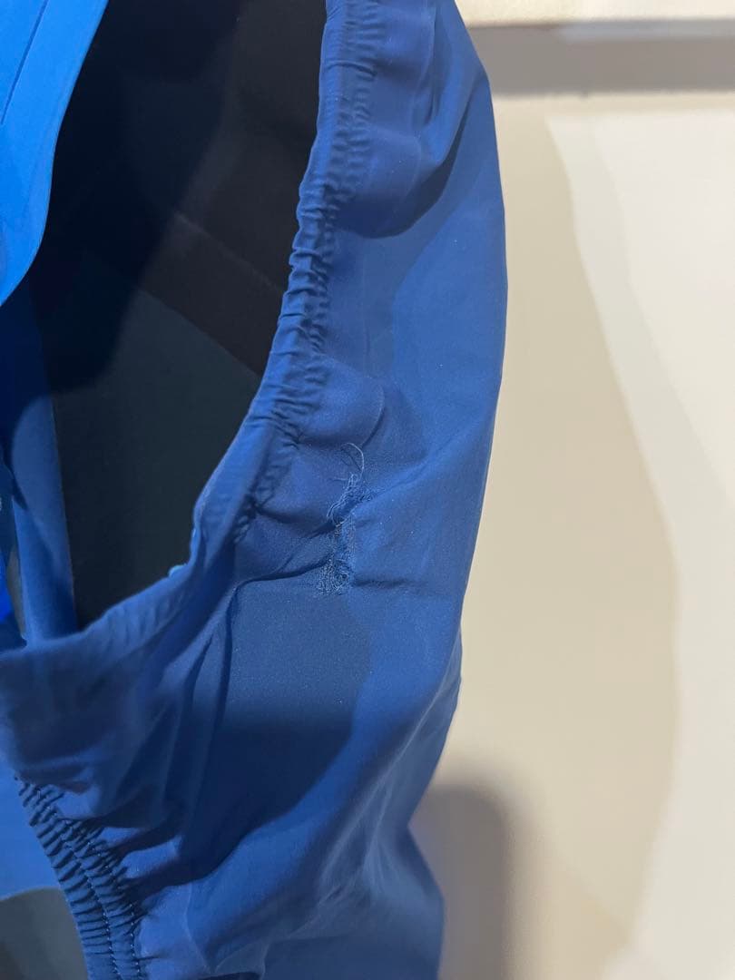 競泳水着 セントラル 選手 finaマーク aquaforce storm 破れ