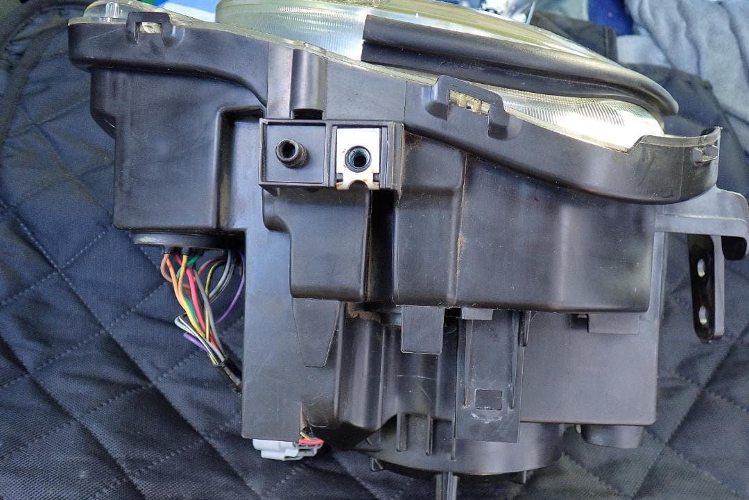 HE33S アルトラパン 左ヘッドライト ICHIKOH ステー欠損なし