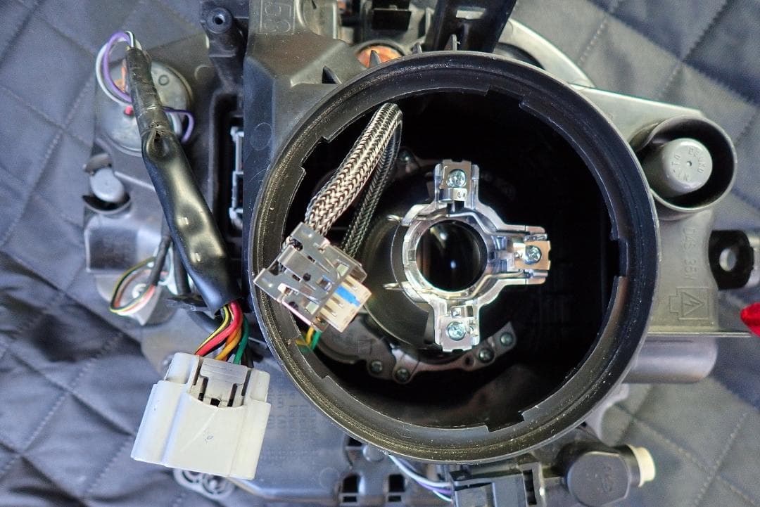 HE33S アルトラパン 左ヘッドライト ICHIKOH ステー欠損なし