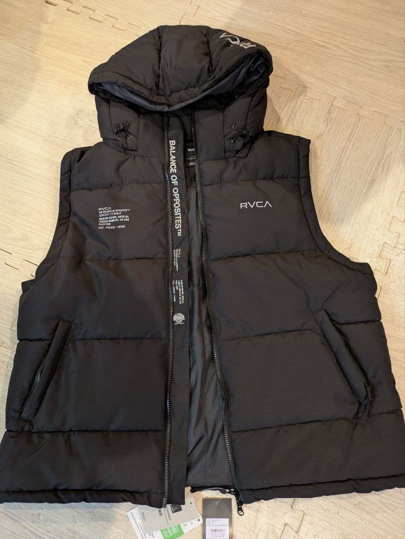 【新品】メンズ RVCA PUFFER VEST 2025年秋冬モデル　黒　L