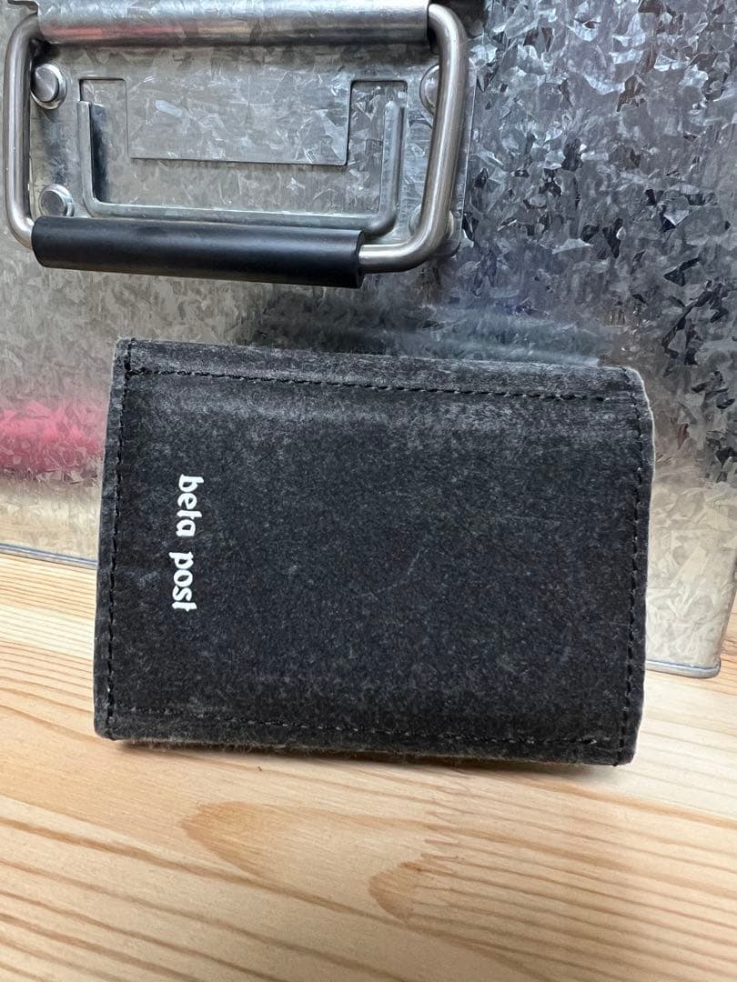 小物 beta post Cardboardic Trifold Wallet