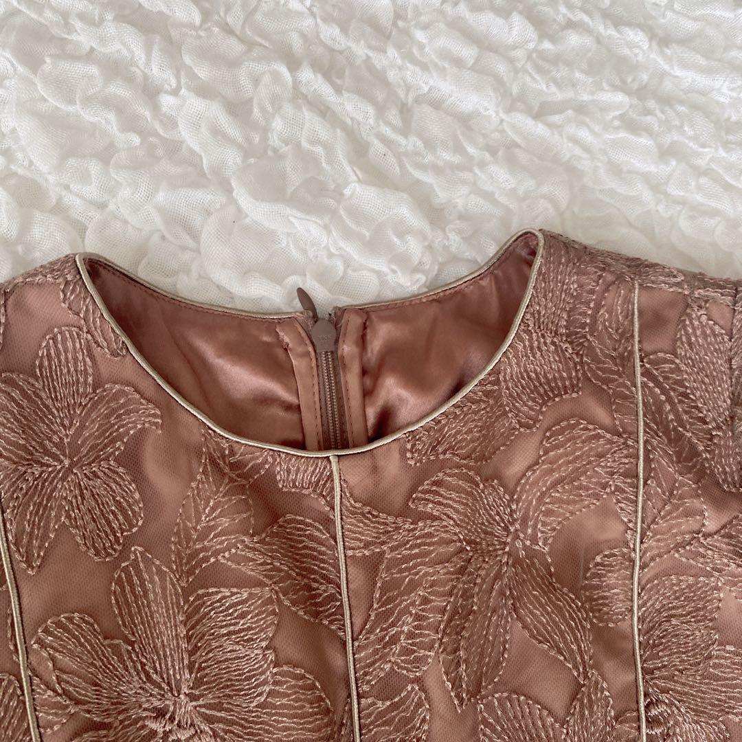 AIMER エンブロイダリーチュールパイピングドレス レースワンピース 結婚式