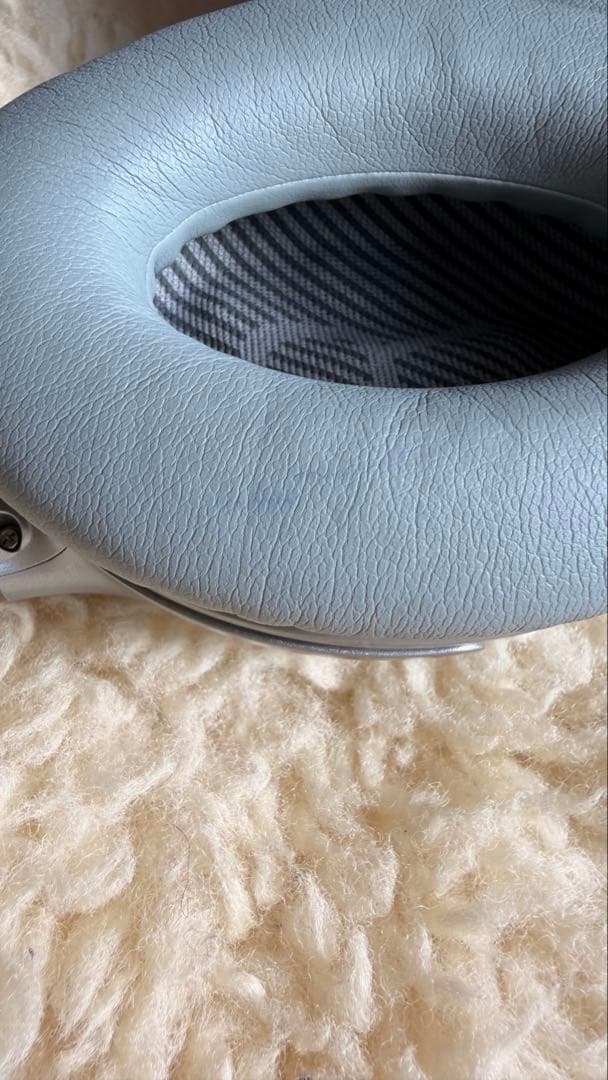 Bose ワイヤレスヘッドホン シルバー QC35 ノイキャン