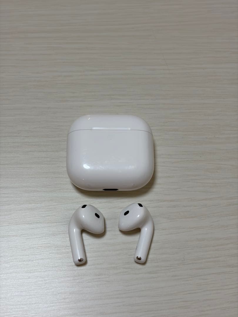 AirPods4 ノイキャン非搭載 本体のみ 美品