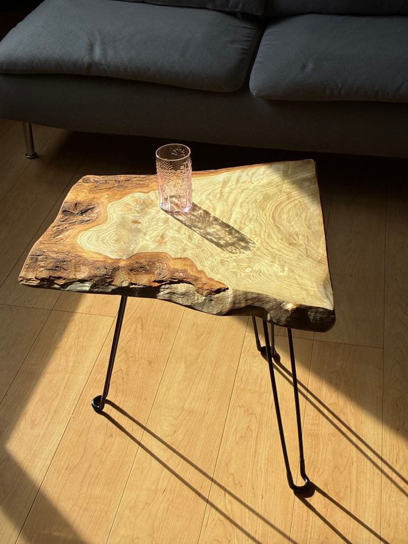 【現品限り】国産楠（くすのき） 無垢一枚板サイドテーブル｜天然木の表情を楽しむ