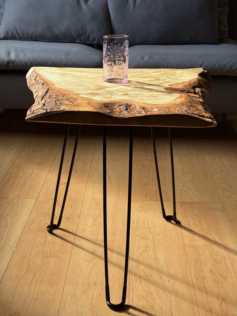 【現品限り】国産楠（くすのき） 無垢一枚板サイドテーブル｜天然木の表情を楽しむ