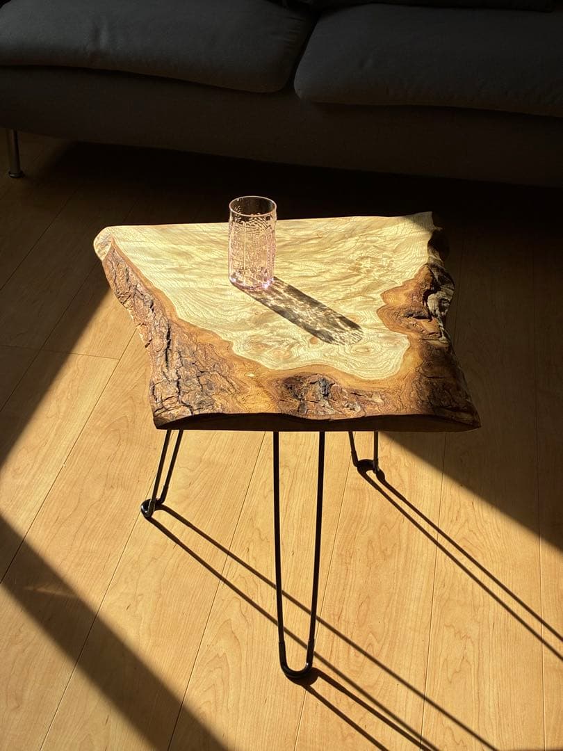 【現品限り】国産楠（くすのき） 無垢一枚板サイドテーブル｜天然木の表情を楽しむ