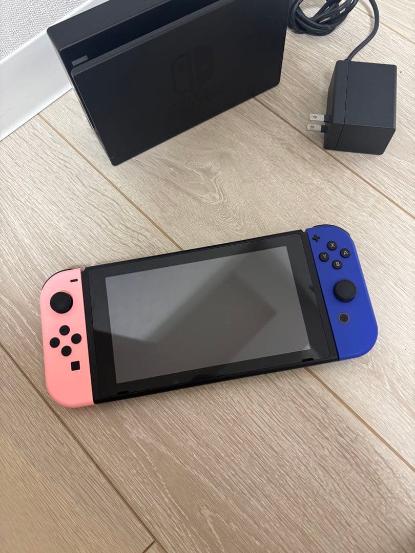 Nintendo Switch 本体 ピンク/ブルー