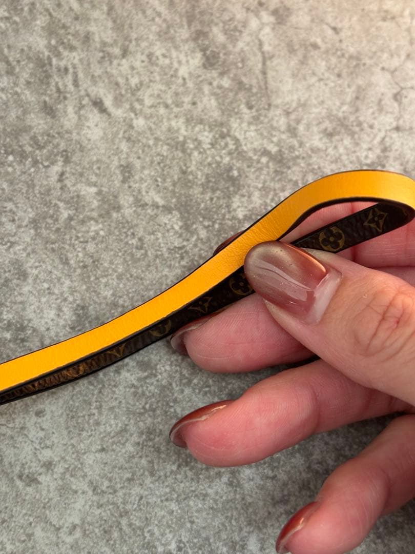 Louis Vuitton ルイヴィトン　象型レザー チャーム