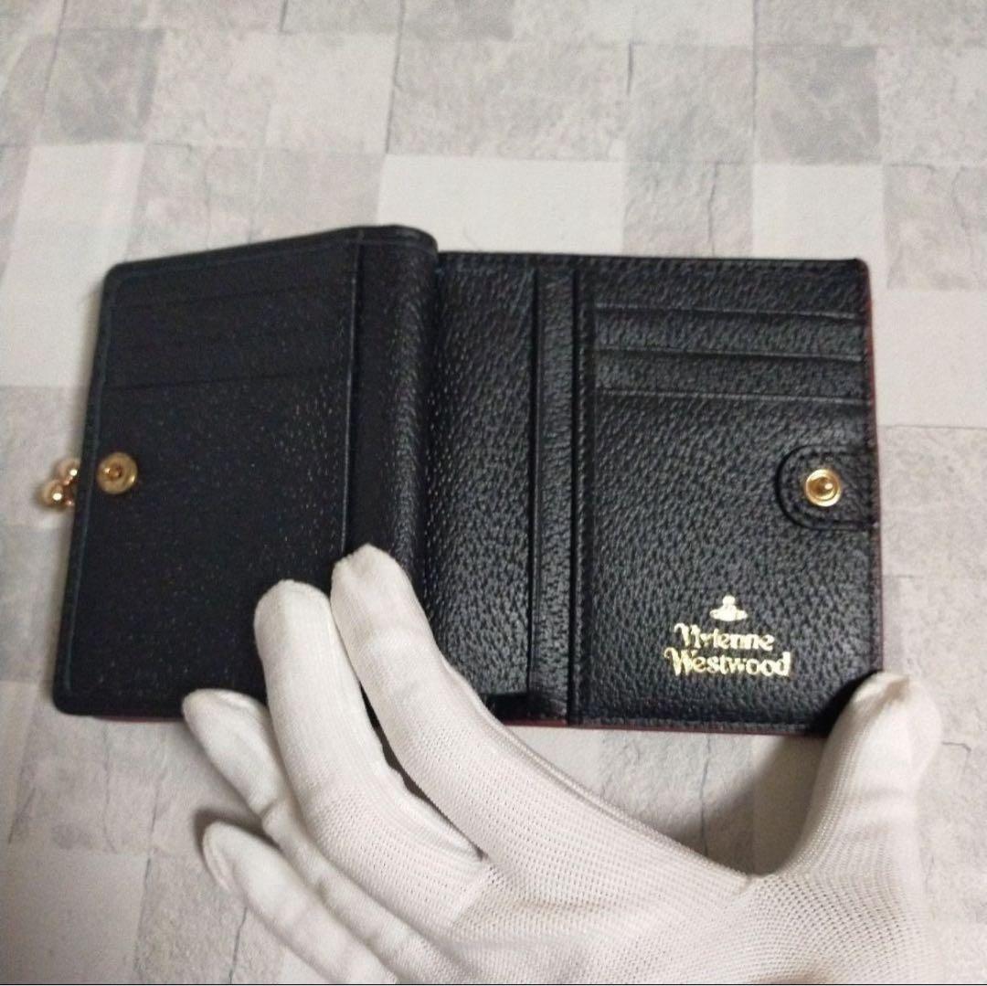 新品未使用 ヴィヴィアンウエストウッド 二つ折り財布