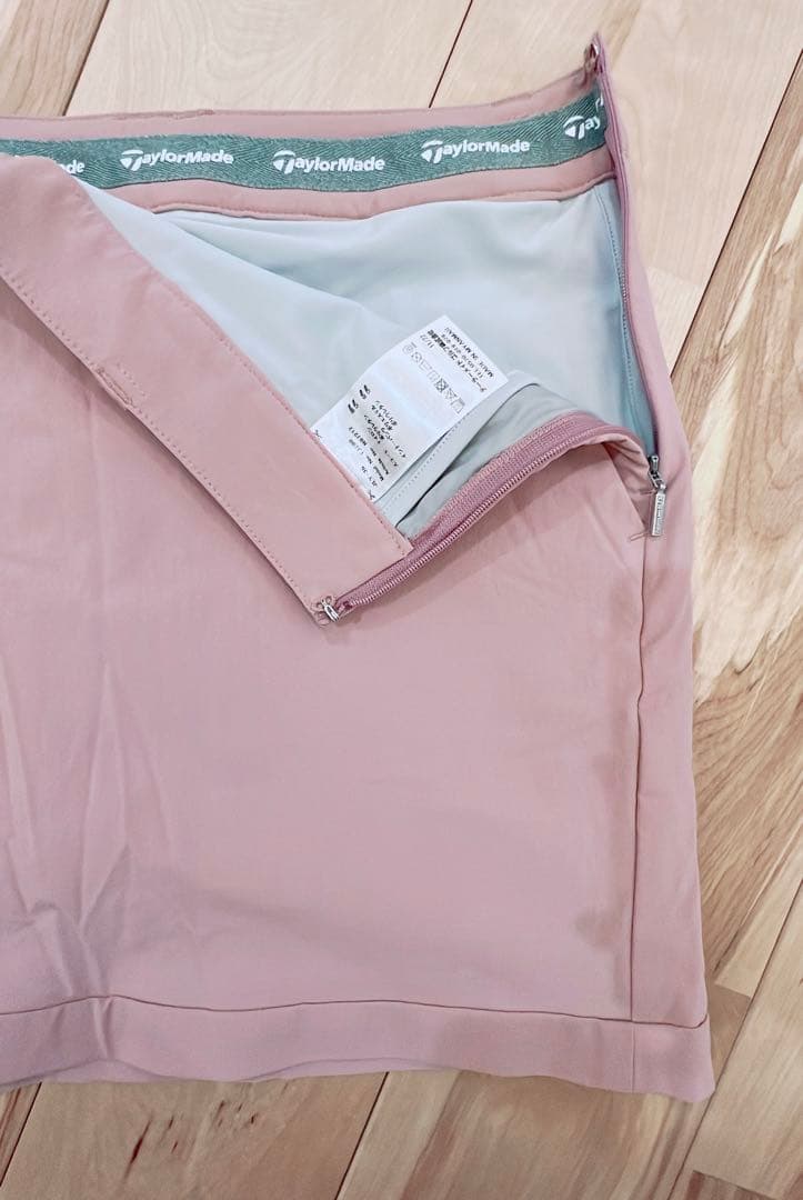 未使用品　taylor Made テーラーメイド　ゴルフウェア　上下　Mサイズ