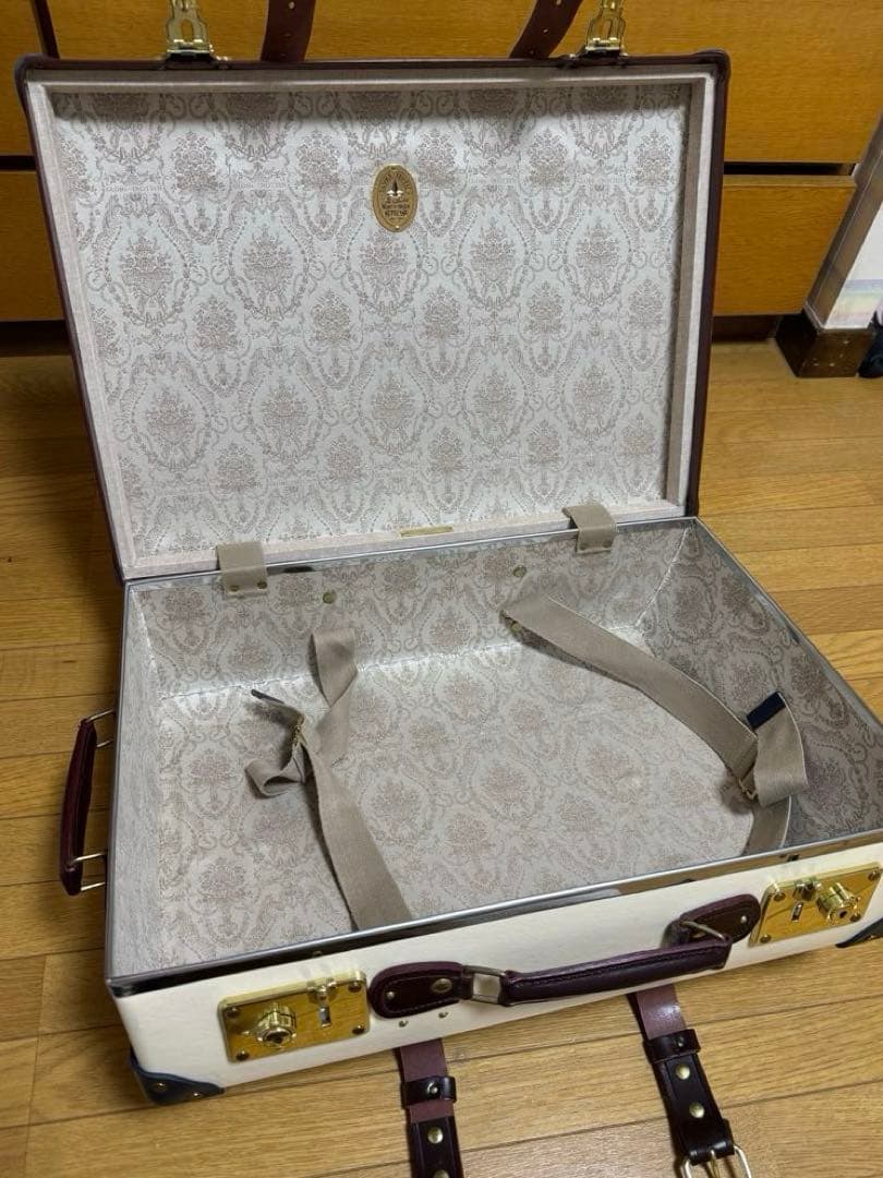 グローブトロッター　ロイヤルスイートⅡ