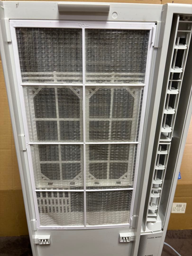 コロナ ルームエアコン　ウインド形冷房専用　CW-1623R 2023年製