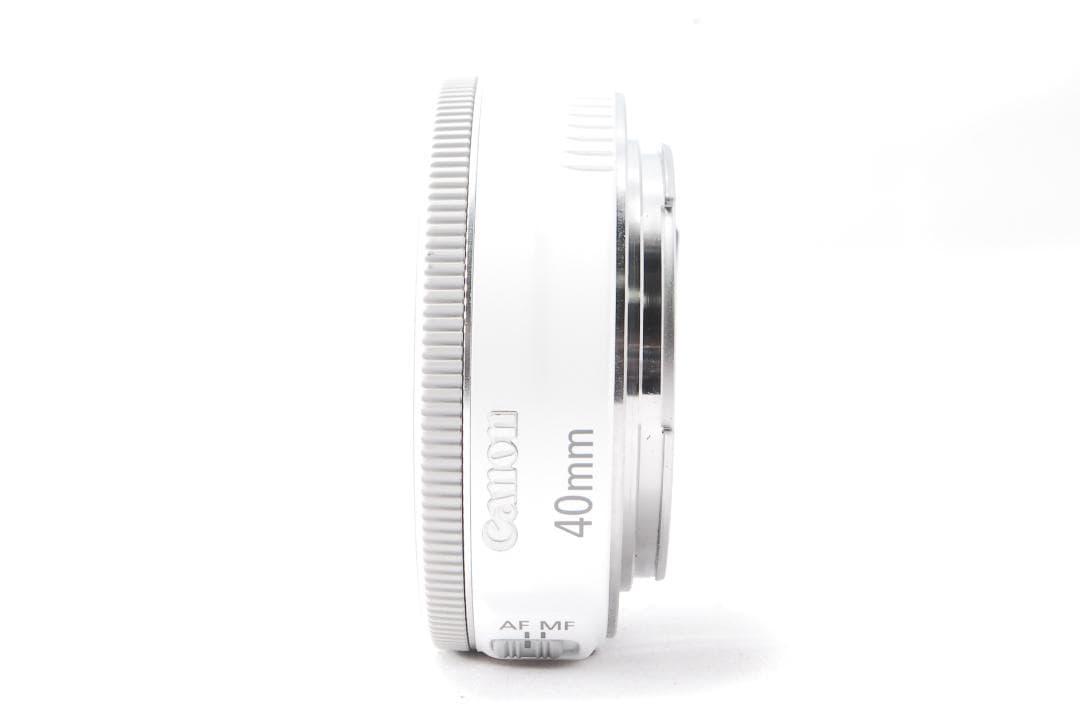 ✨超美品✨人気のホワイト✨Canon EF 40mm F2.8 STM