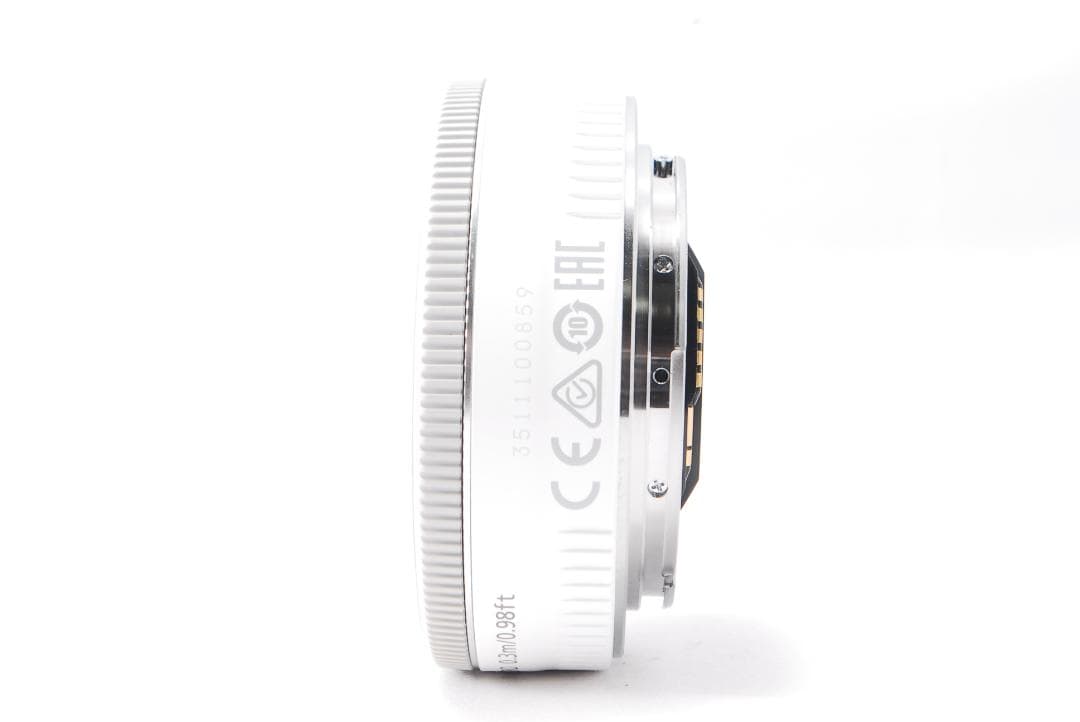 ✨超美品✨人気のホワイト✨Canon EF 40mm F2.8 STM