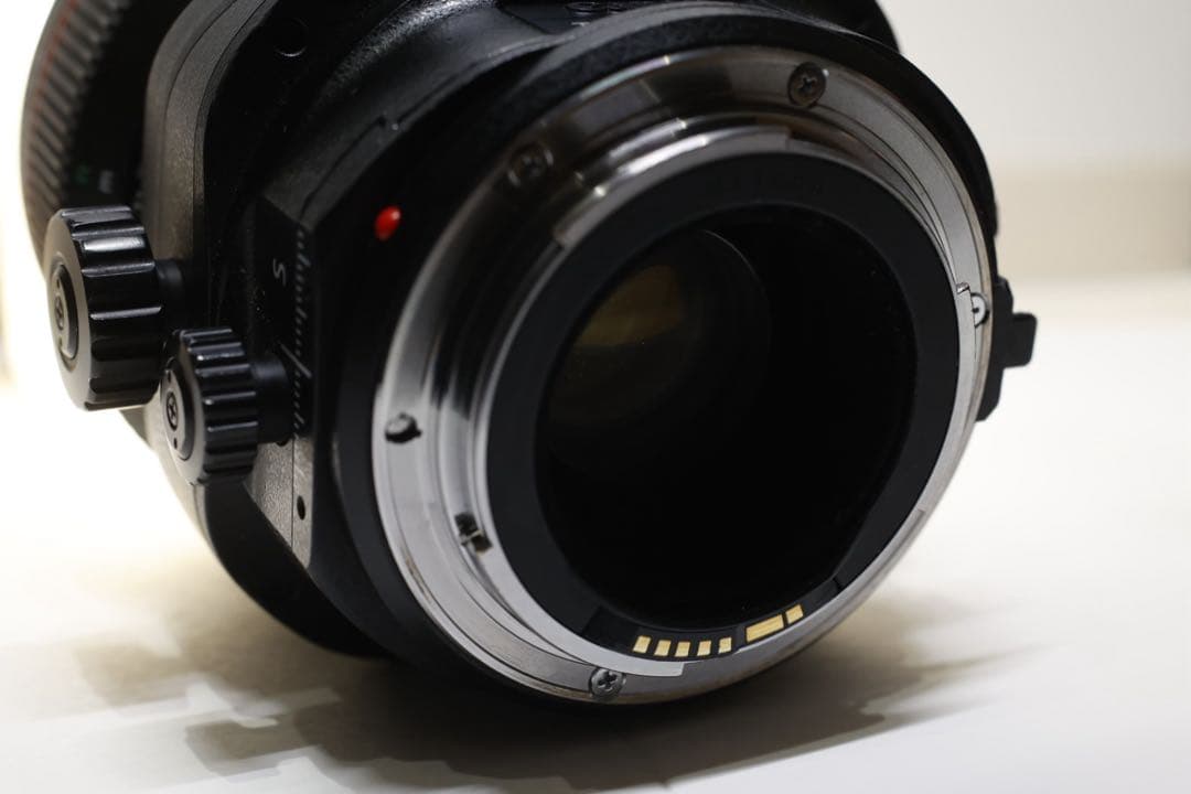 Canon TS-E 17mm f/4L ティルト・シフトレンズ