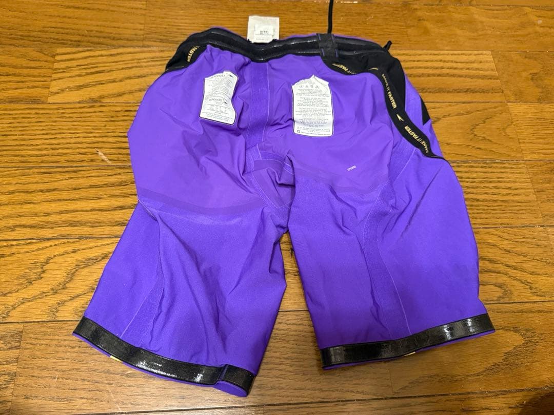 スピード　高速水着　競泳水着　ファーストスキン　レーザーレーサー　M