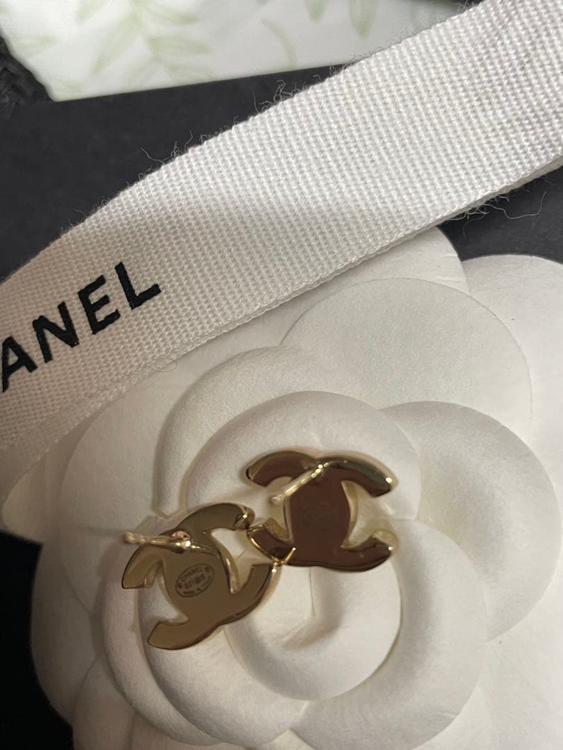 シャネル ココマーク ターンロック B21S ピアス