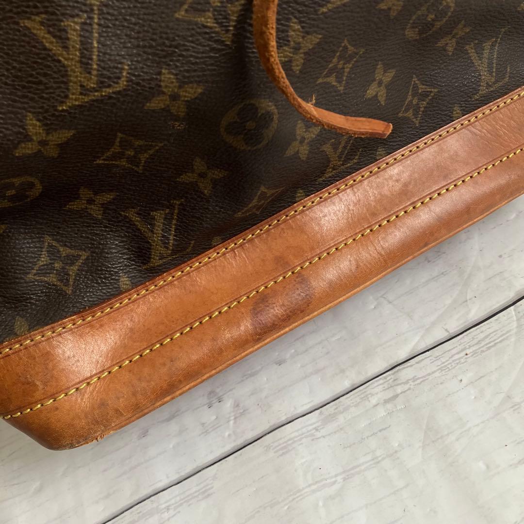 VUITTON ヴィトン　ショルダーバッグ　ノエ