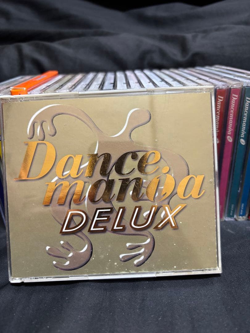 近々削除予定　ダンスマニア　シリーズ　32枚セット