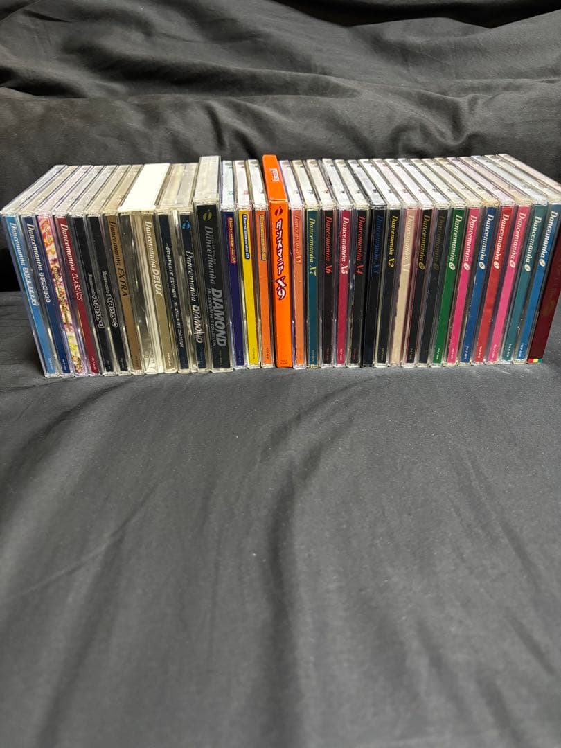 近々削除予定　ダンスマニア　シリーズ　32枚セット