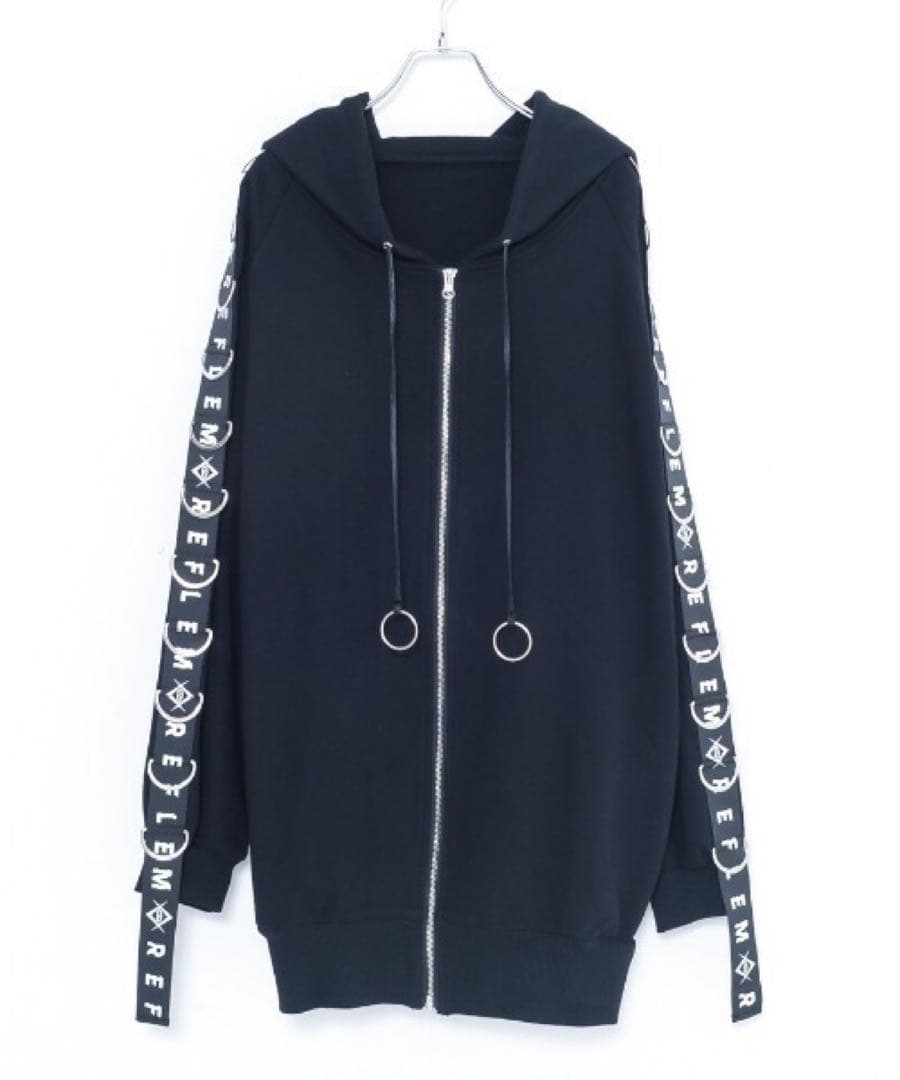 『REFLEM/レフレム』DリングロゴテープZIPパーカー