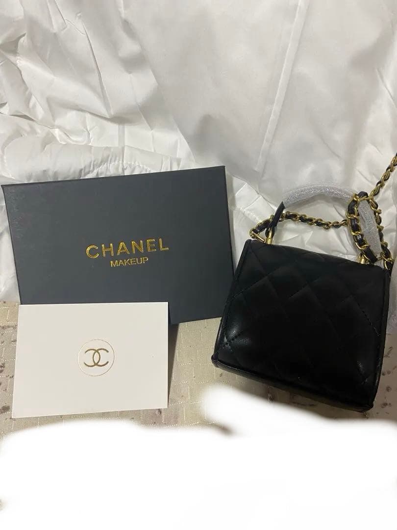 シャネル ブラック ミニバッグ チェーンショルダー　ノベルティ新品