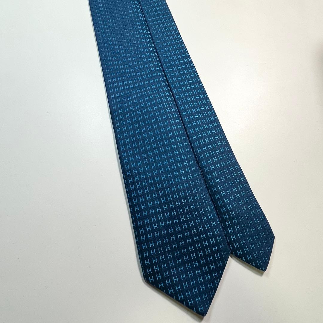 名作✨極美品✨HERMES エルメス　ネクタイ　高級シルク　ファソネ H柄