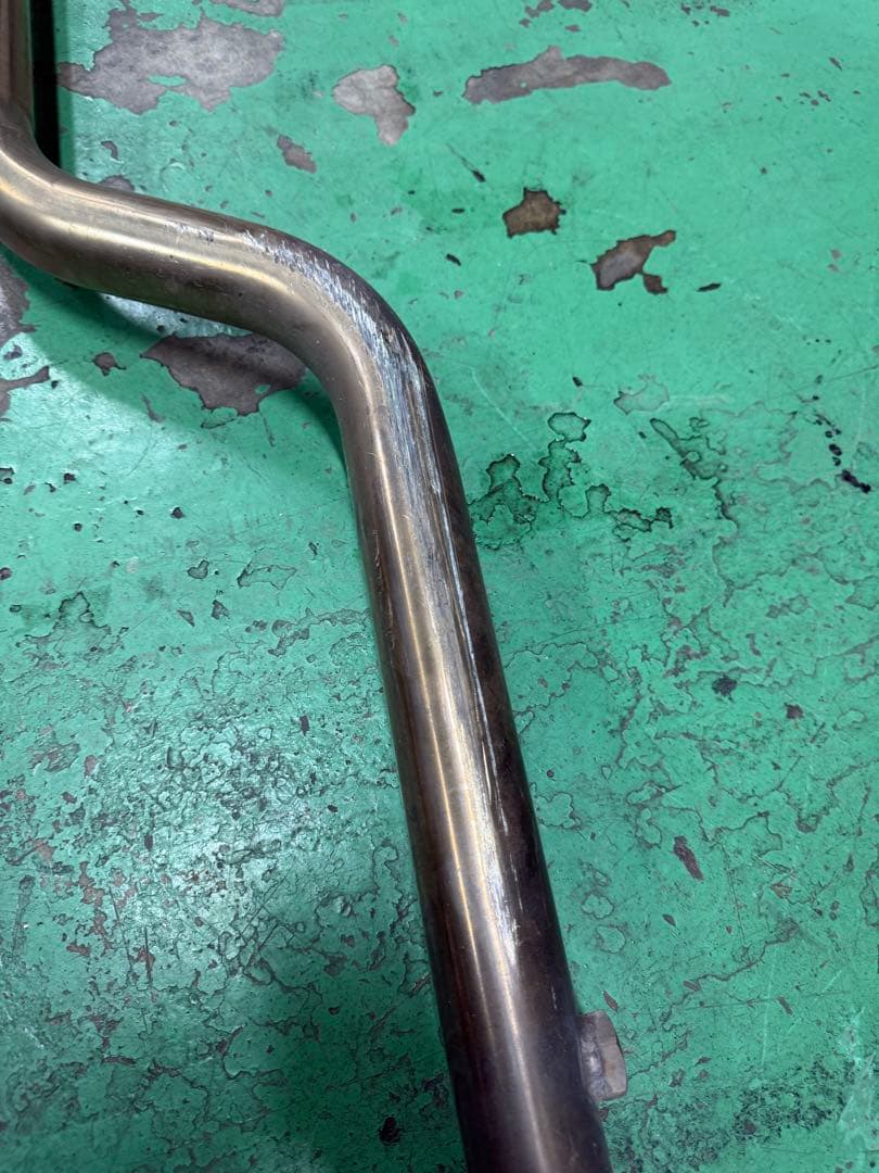 200系　クラウン　中間マフラー　ストレート　チタン製