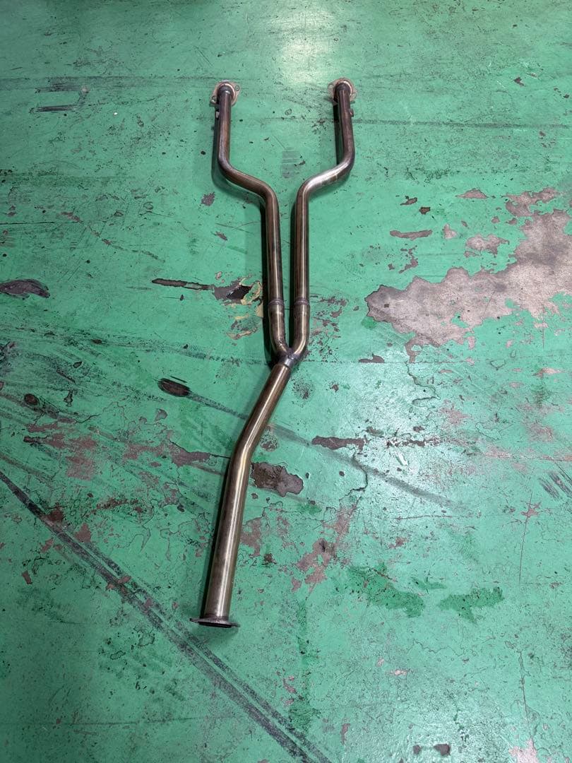 200系　クラウン　中間マフラー　ストレート　チタン製