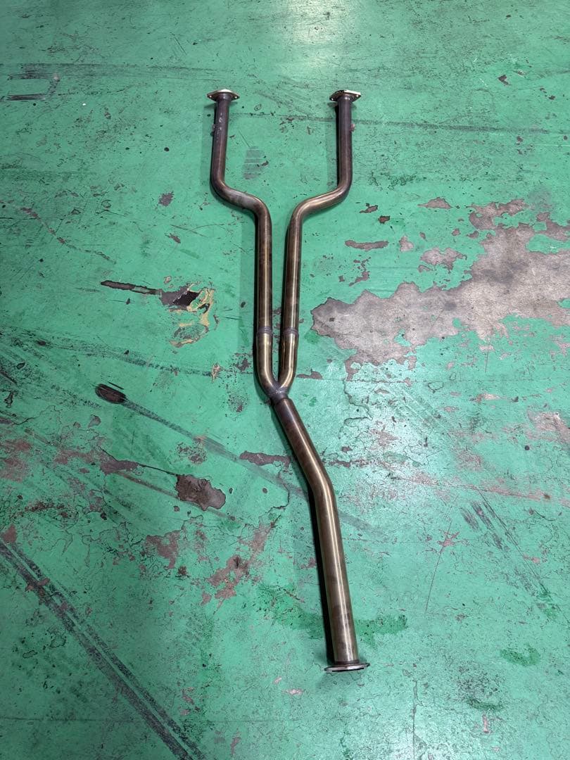 200系　クラウン　中間マフラー　ストレート　チタン製