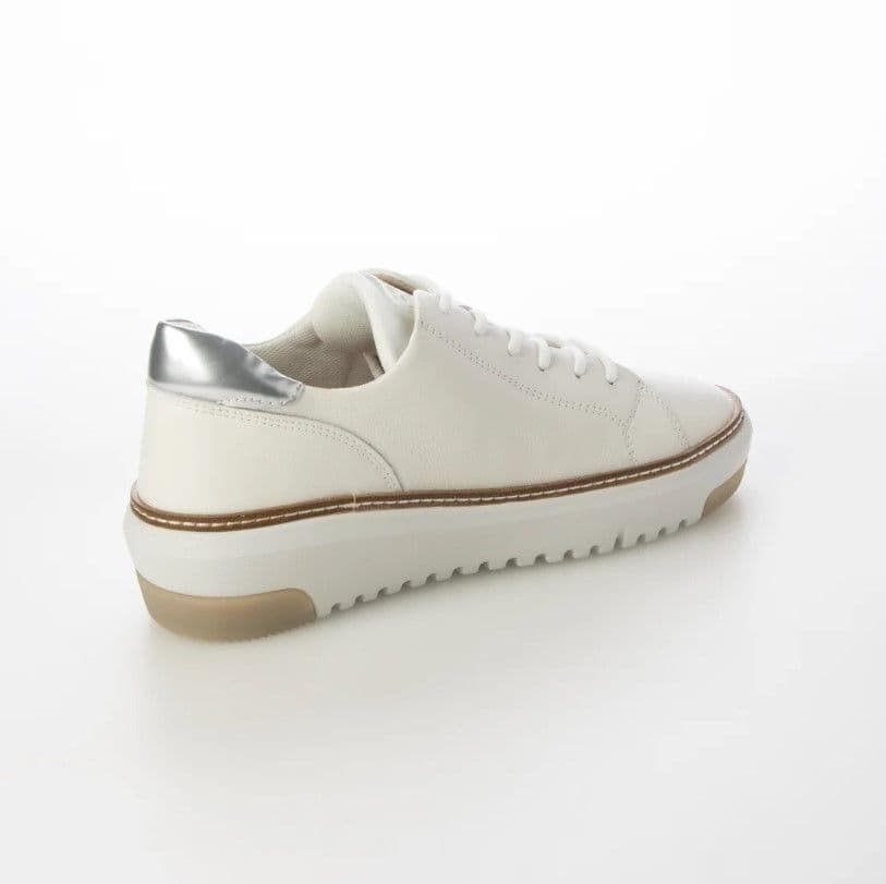 fitfit 新品24.5 ◆アウトステッチビューレザースニーカー(ホワイト)