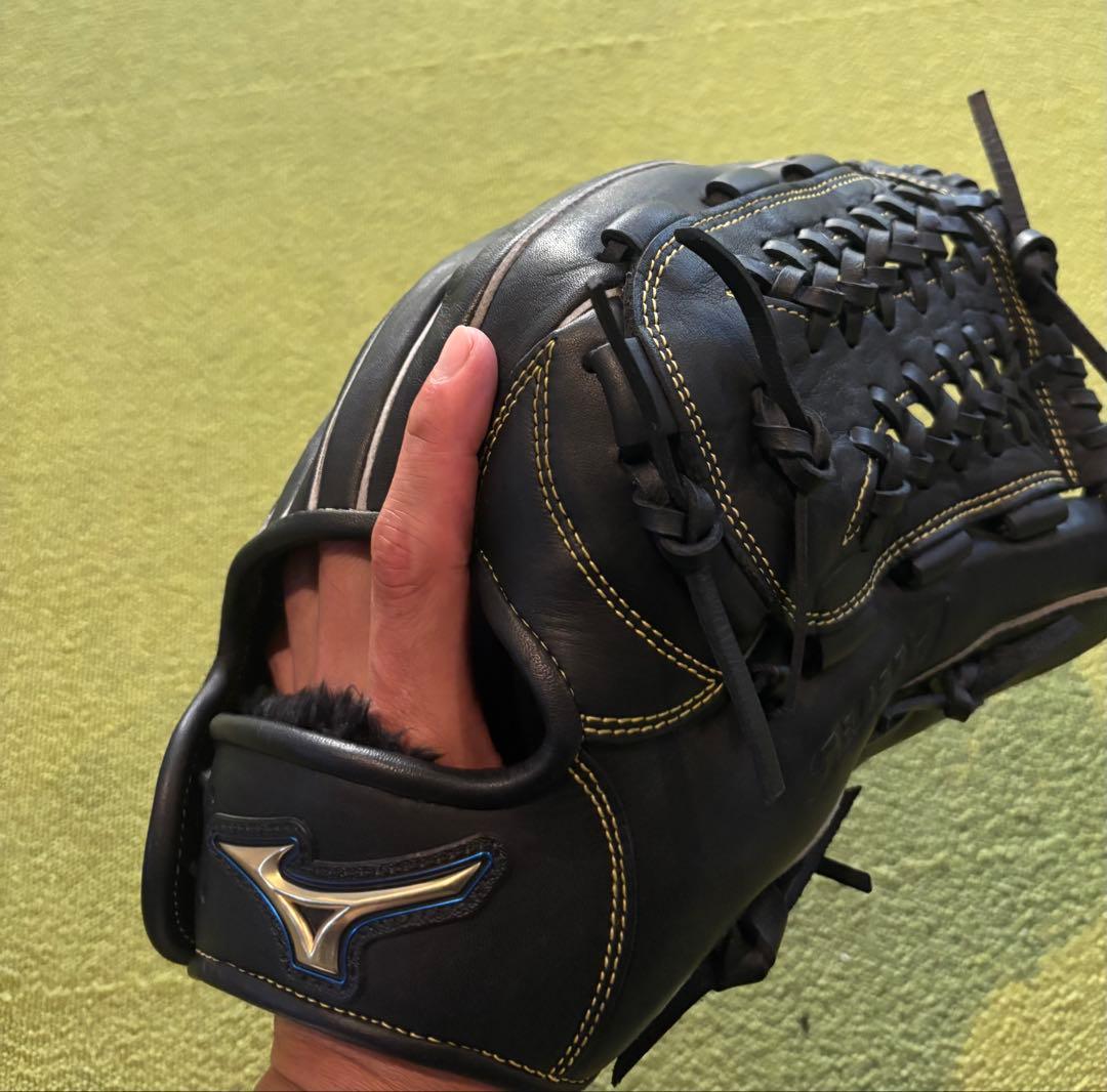 Mizuno セレクトナイン　軟式グローブ ブラック　湯揉み型付け済み