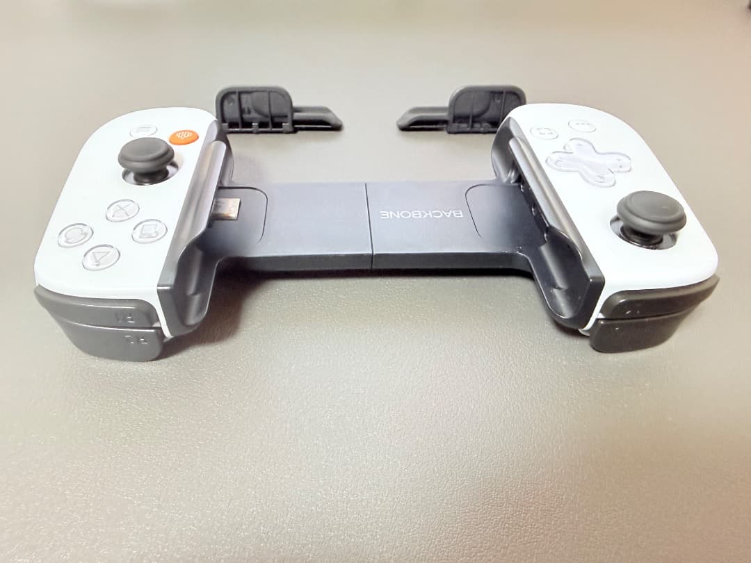 BACKBONE One PS 第2世代 USB-C (箱無し)＋ケース