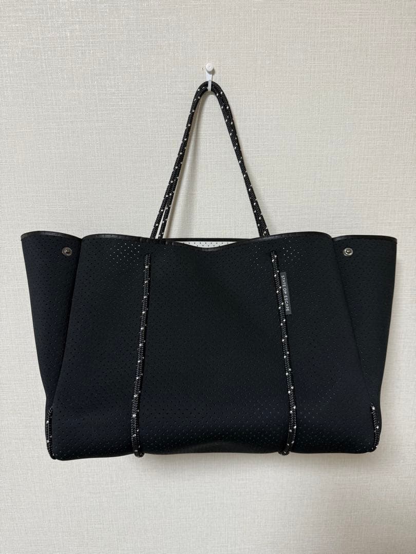 ひろ STATE OF ESCAPE トートバッグ black/White