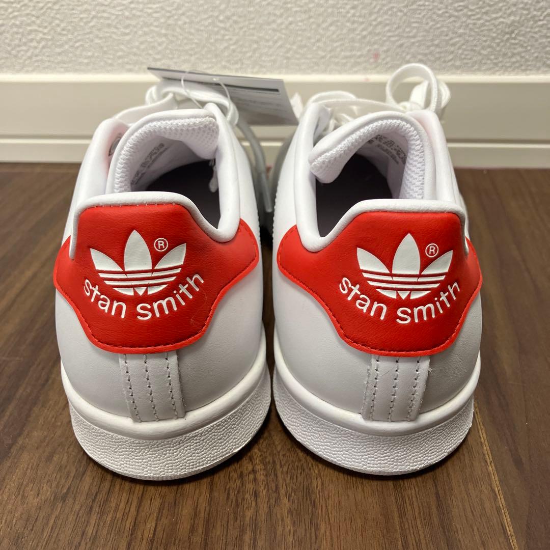 新品　アディダス　スタンスミス 23センチ