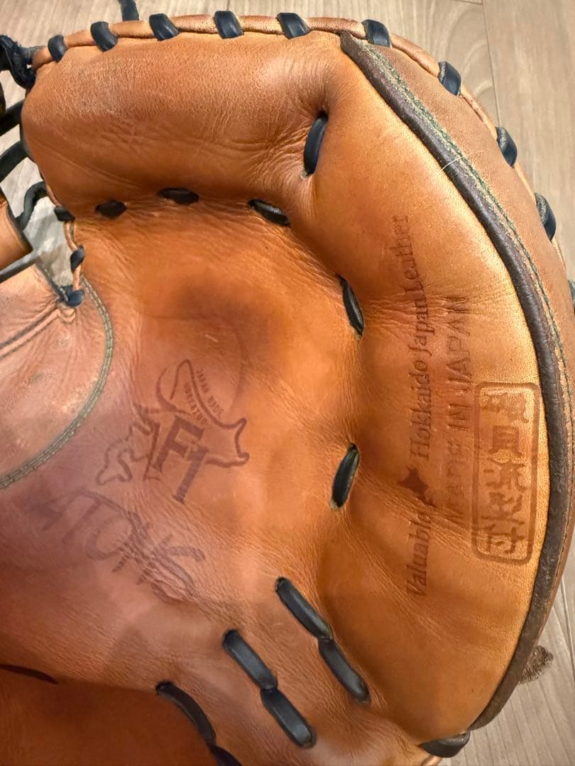 アトムズ キャッチャーミット 展示会限定 F1 一般硬式用