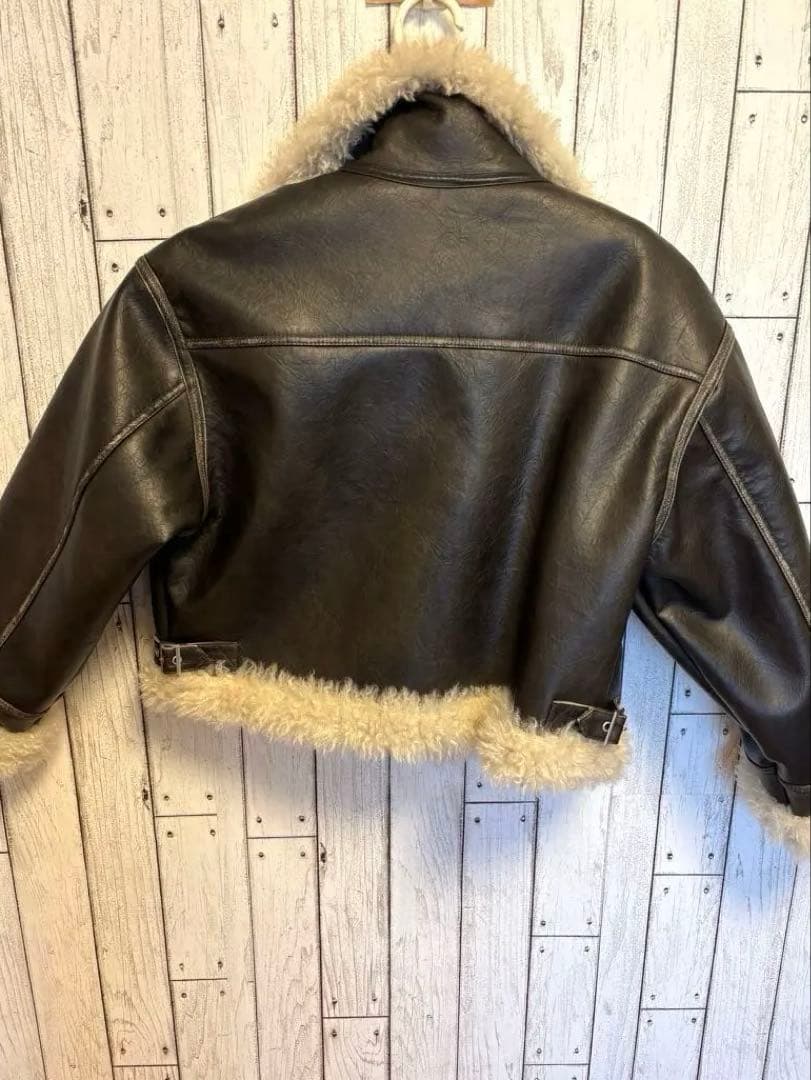 MURUA アンイーブンショートフェイクムートンジャケット ブラウン