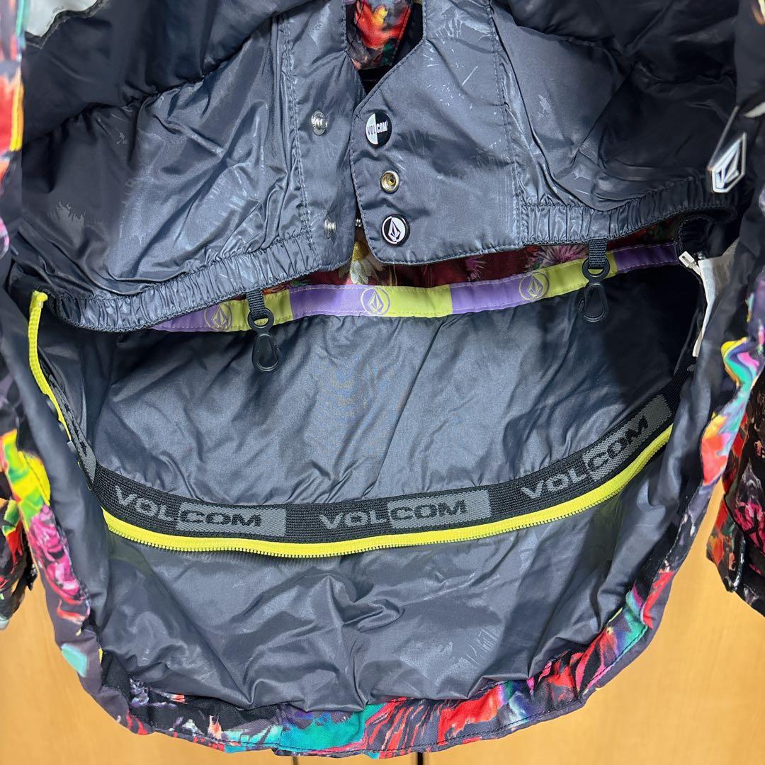 美品　VOLCOM スノーウェア　スノーボード　ウィンタースポーツ　ボルコム