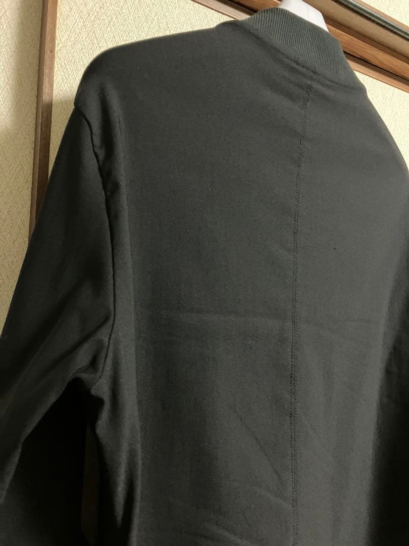 Thomkromストレッチ スリム ボンバージャケット ブラック サムホール