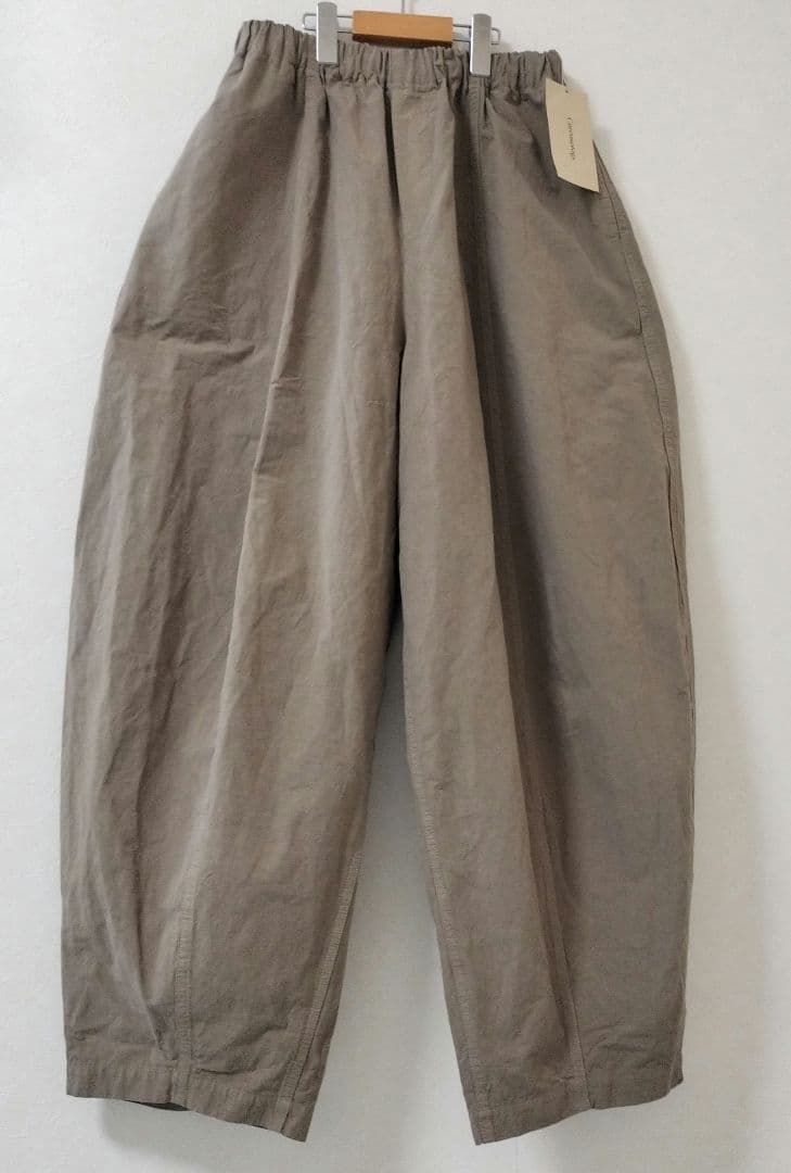 新品未使用　Curensologyカレンソロジー　コットンリネンドロストパンツ
