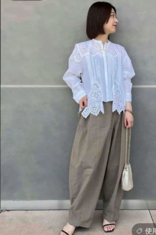 新品未使用　Curensologyカレンソロジー　コットンリネンドロストパンツ