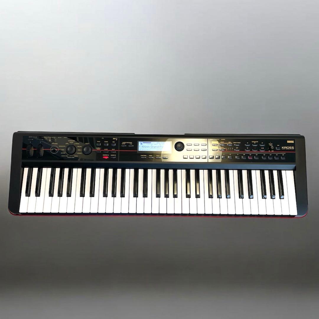 KORG コルグ KROSS-61鍵 シンセサイザー 美品、ソフトケース付き