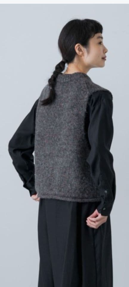 かぐれ　カラーネップアルパカ ベスト　チャコール　美品