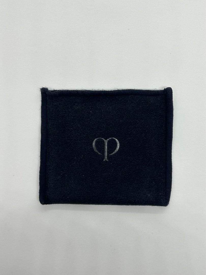 ※週末限定値下げ※ プードルコンパクトエサンシエルn 【エレガントスリム】