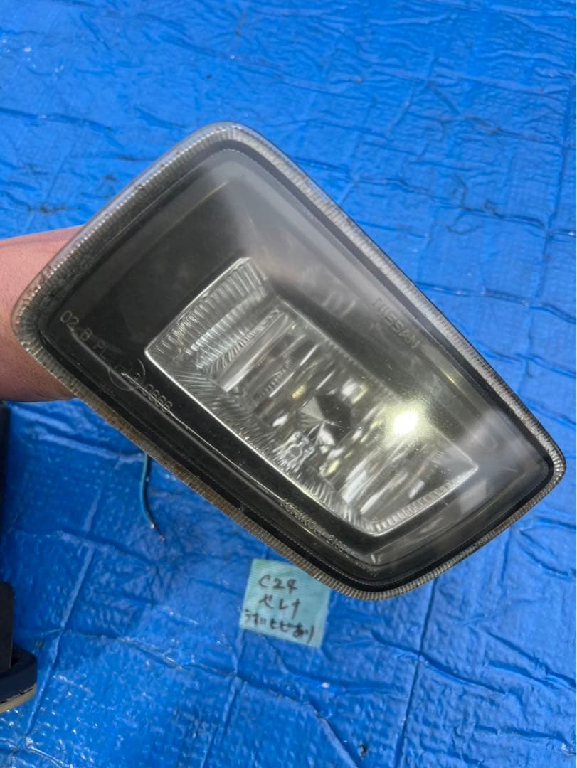 セレナ C24 フォグランプ　※フォロー割OK