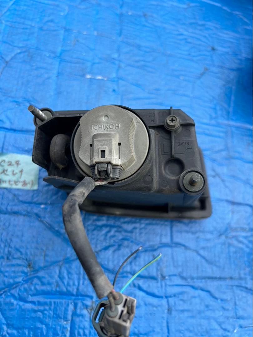 セレナ C24 フォグランプ　※フォロー割OK